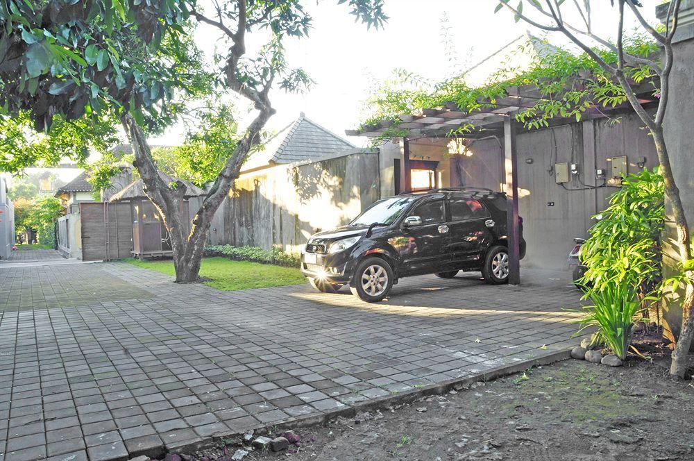 Villa Tulip Sanur Exterior foto