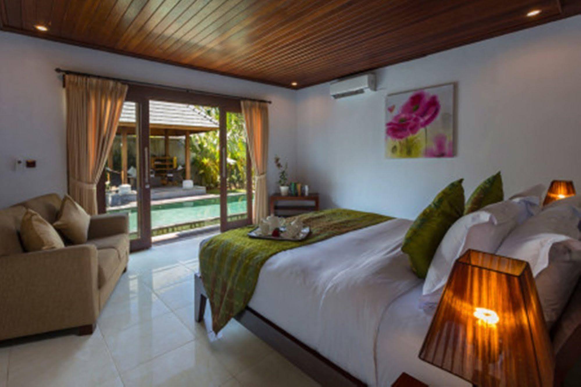 Villa Tulip Sanur Exterior foto